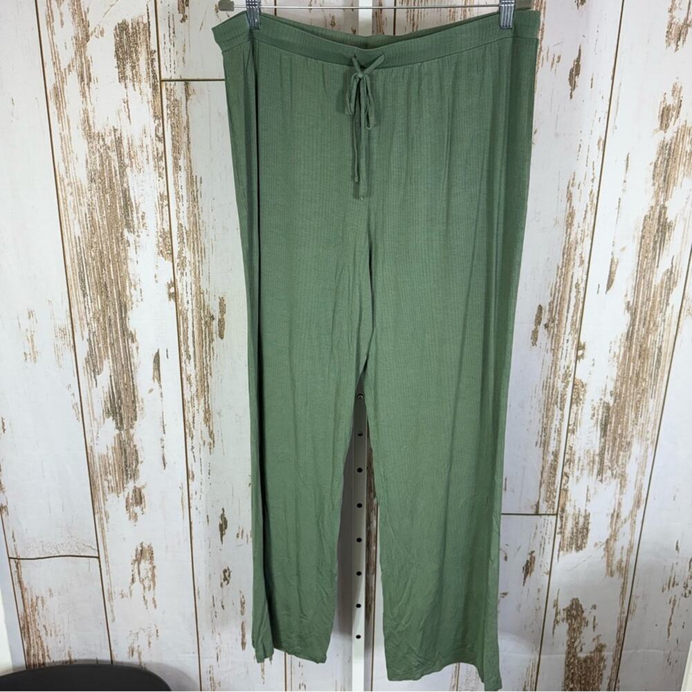 Honeydew Intimates Sage Lounge Pants. Size XXL. In excellent used condition!